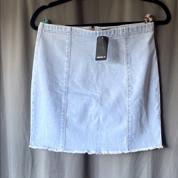 NWT Forever 21 Light Blue Denim Skirt - Picture 1 of 7